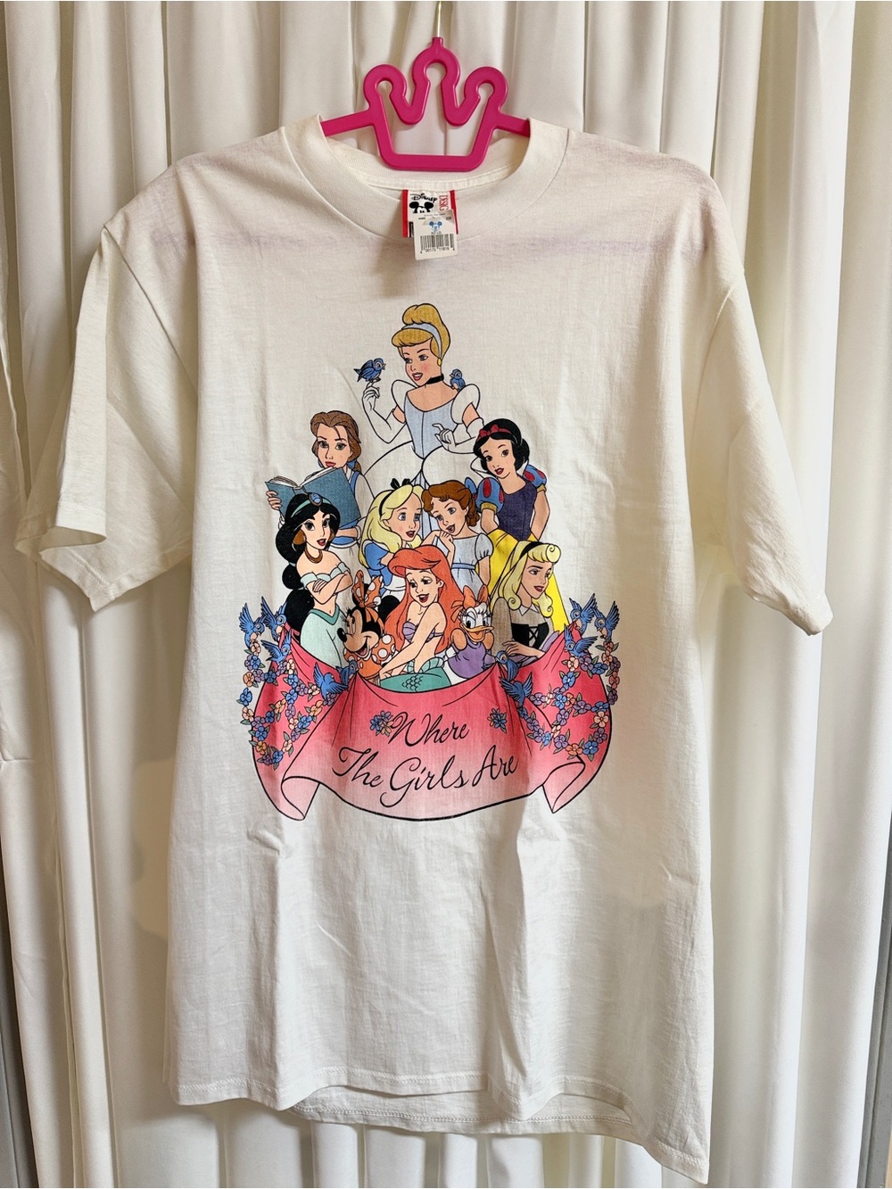Rare Vintage Disney Where the girls are Golden Size L princess shirt
